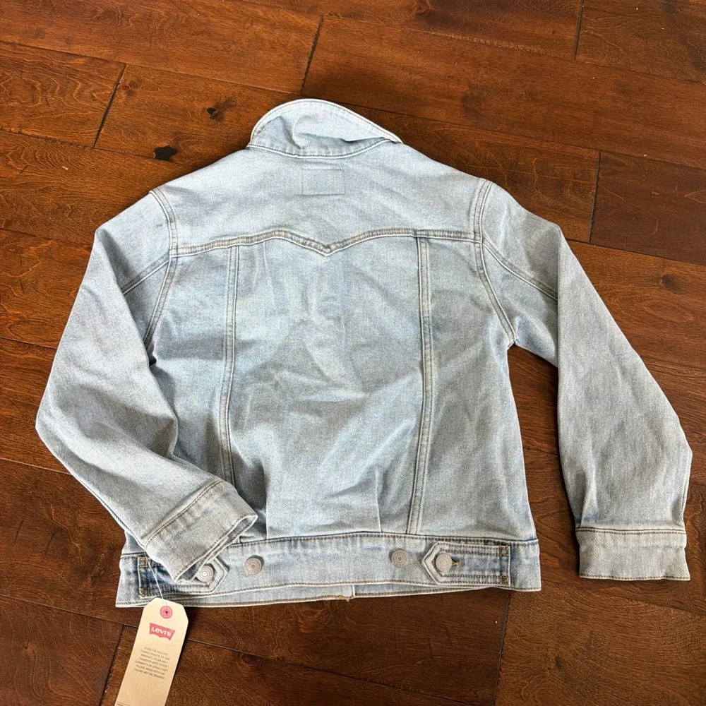 Levis Girls Light Wash Denim Trucker Jacket Rose Floral Embroidery Size M 10-12